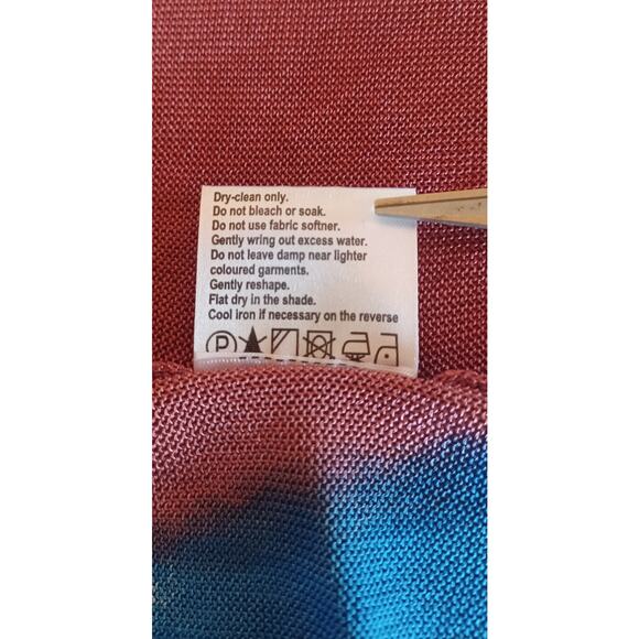 Adore Women's Multicolor Sleeveless Jacket - Picture 7 of 7